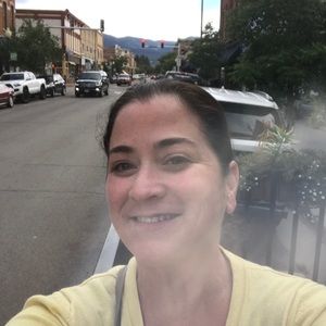 Meet your Posher, Melanie